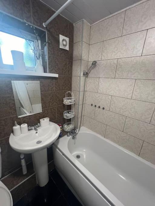 Immaculate House Apartment